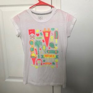 Nike girls Large shirt